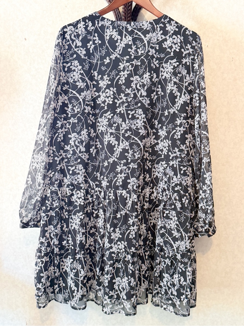 LOFT Black Floral Mini Dress Botanical Print Sheer Long Sleeve Button Front EUC - Picture 5 of 7